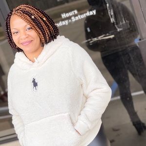 Meet your Posher, Sharon